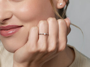 Anello di Fidanzamento Royal in 14K oro giallo con diamante 0,05ct H/SI