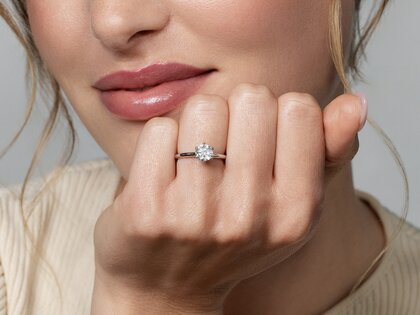 Anello di Fidanzamento Royal in 9K oro bianco con diamante 1,00ct H/SI
