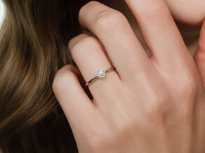 Anello di Fidanzamento Spirit in 18K oro bianco con diamante 0,30ct G/SI