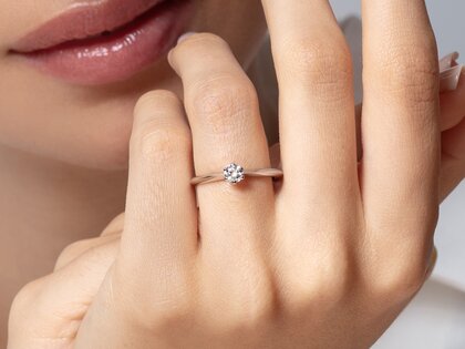 Anello di Fidanzamento The One in 14K oro bianco con diamante 0,25ct H/SI