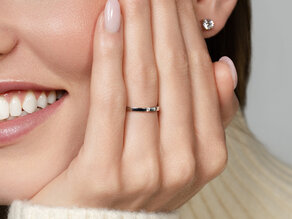 Anello di Fidanzamento Infinity Petite in 14K oro giallo con diamante 0,03ct