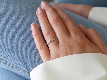 Anello di Fidanzamento Infinity Petite in 14K oro bianco con diamante 0,03ct G/SI