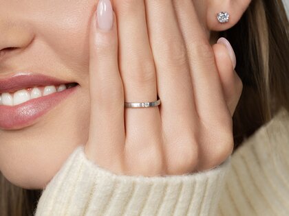 Anello di Fidanzamento Infinity in 14K oro giallo con diamante 0,03ct H/SI