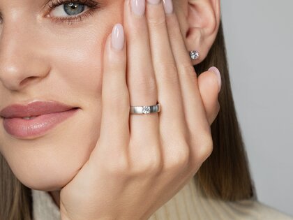 Anello di Fidanzamento Infinity in 9K oro bianco con diamante 0,30ct H/SI