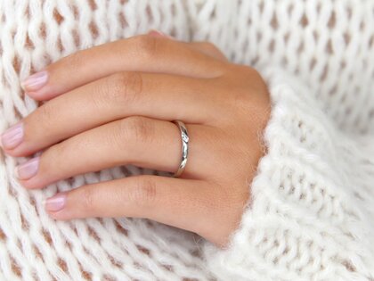Anello di Fidanzamento Italic in 14K oro bianco con diamante 0,05ct H/SI