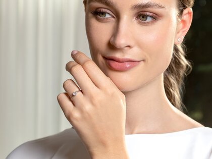 Anello di Fidanzamento Touch in 18K oro bianco con diamante 0,23ct D/IF