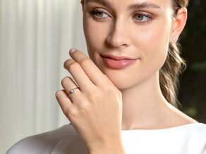 Anello di Fidanzamento Touch in 18K oro bianco con diamante 0,23ct D/IF