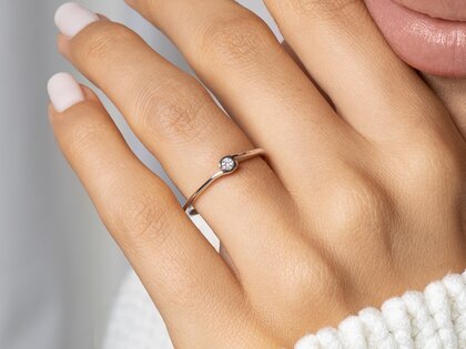 Anello di Fidanzamento Touch in argento 925/- con diamante 0,04ct G/SI