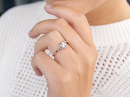 Anello di Fidanzamento Touch in 14K oro bianco con diamante 0,50ct G/SI