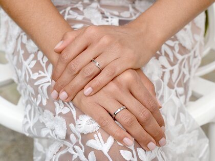 Anello di Fidanzamento Twist in argento 925/- con diamante 0,03ct H/SI