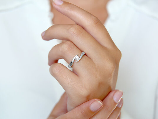 Anello di Fidanzamento Twist in platino