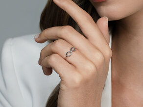 Anello di Fidanzamento Infinity Air in 14K oro bianco lucido